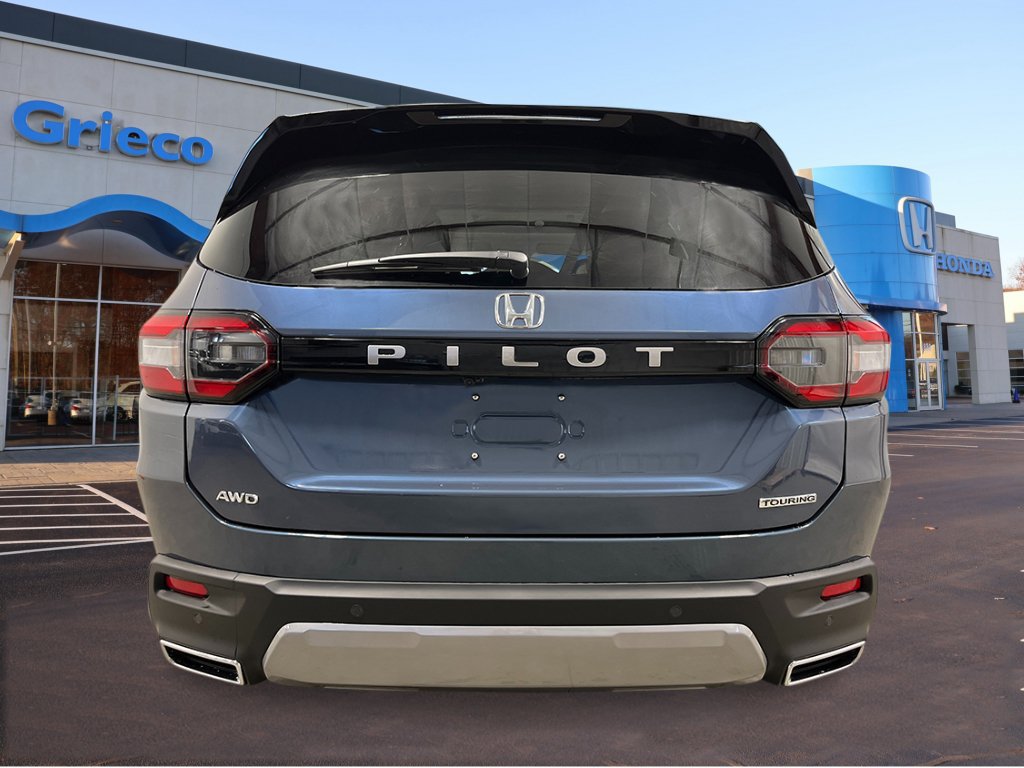 New 2026 Honda Pilot Touring image 4