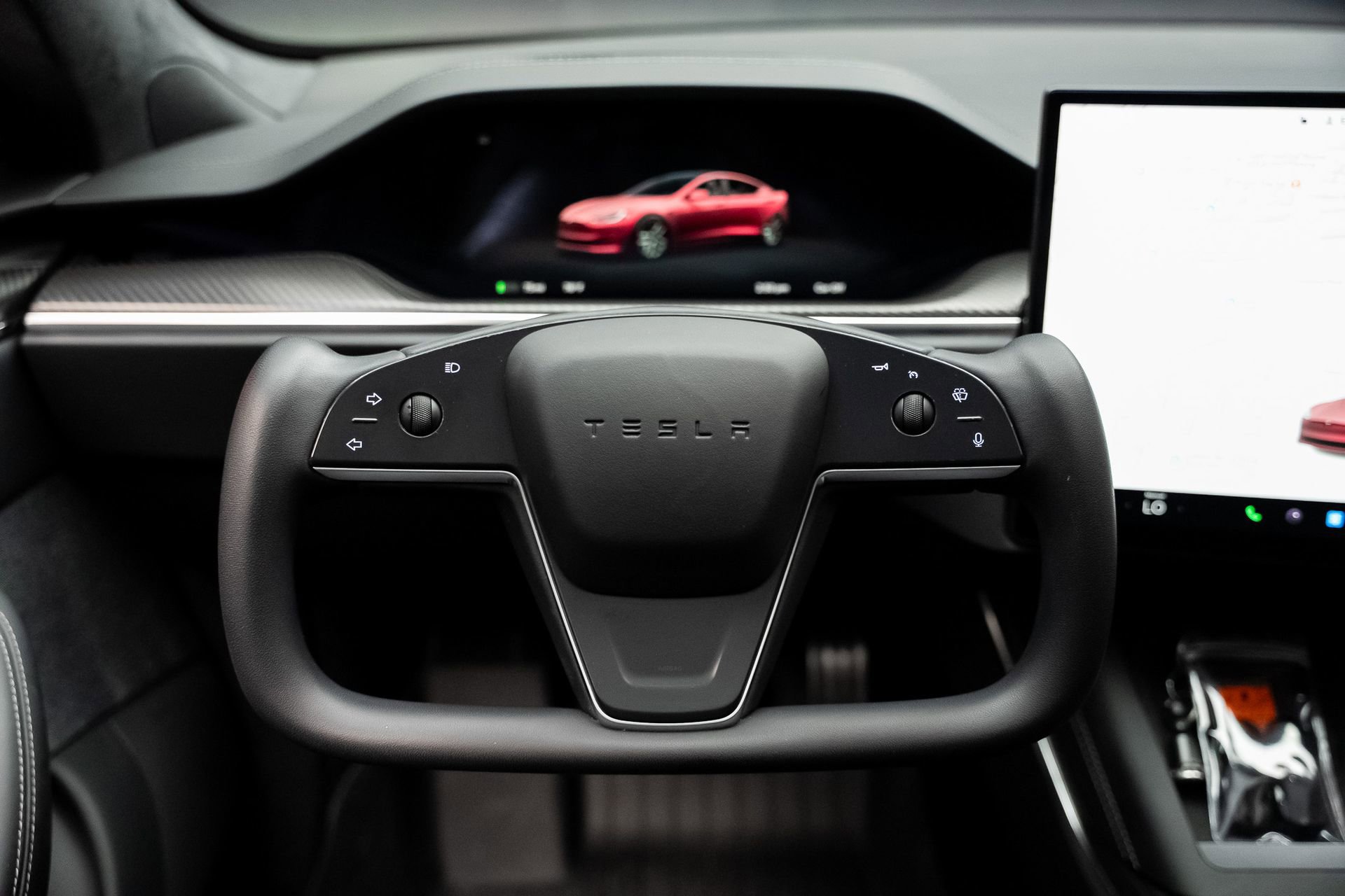 Used 2022 Tesla Model S Plaid image 41