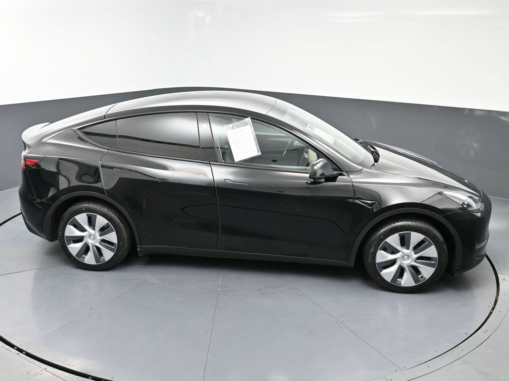 Used 2023 Tesla Model Y Long Range image 52