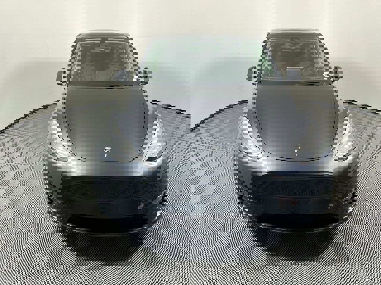 Used 2025 Tesla Model Y Long Range image 8