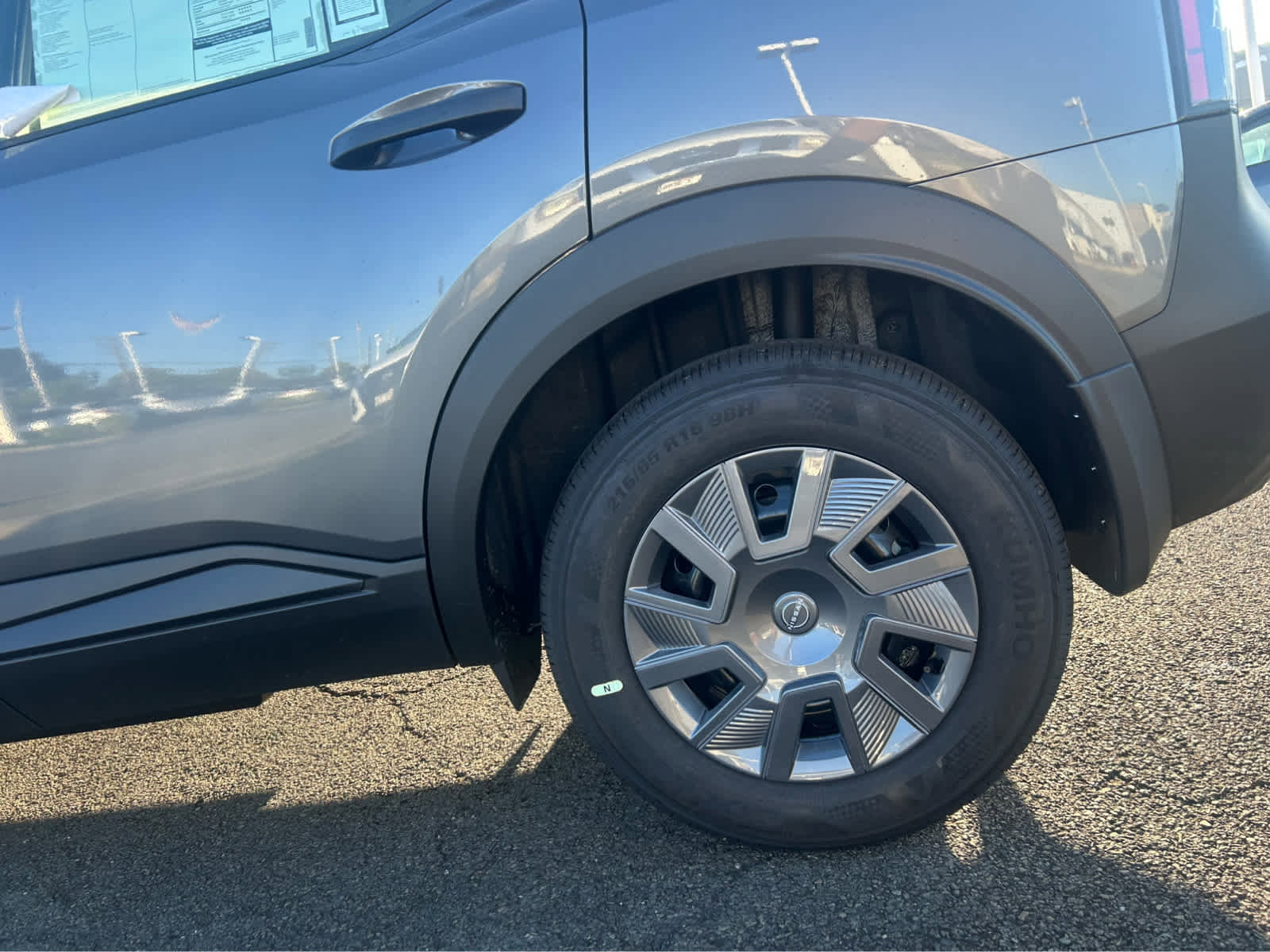 New 2026 Nissan Kicks S image 5