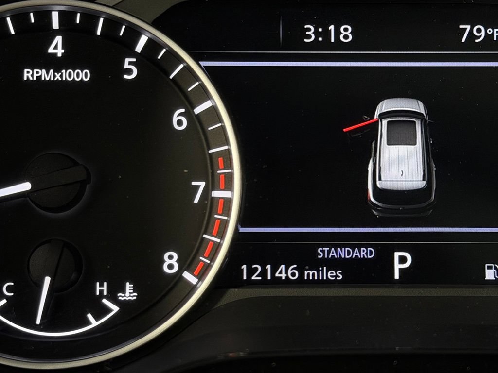 Used 2024 Nissan Pathfinder SL w/ SL Premium Package FWD image 21