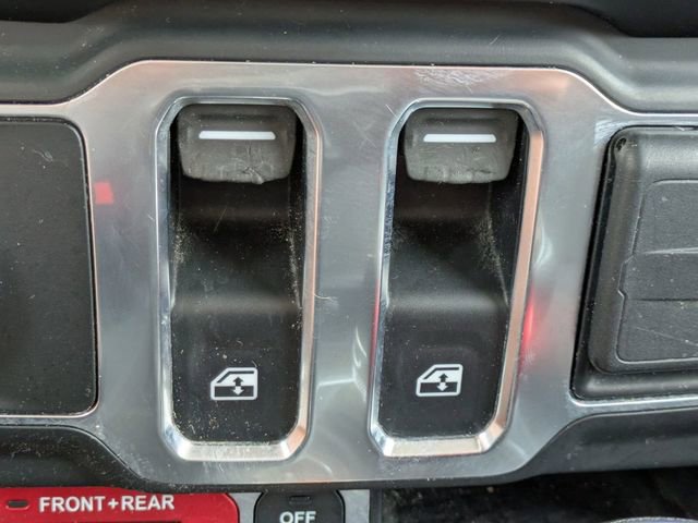 Used 2021 Jeep Wrangler Rubicon image 25