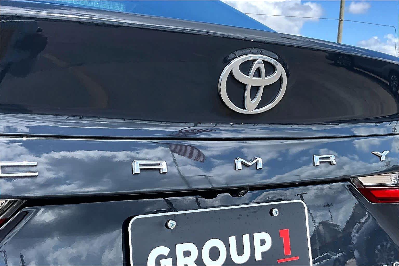 Used 2025 Toyota Camry LE FWD image 31