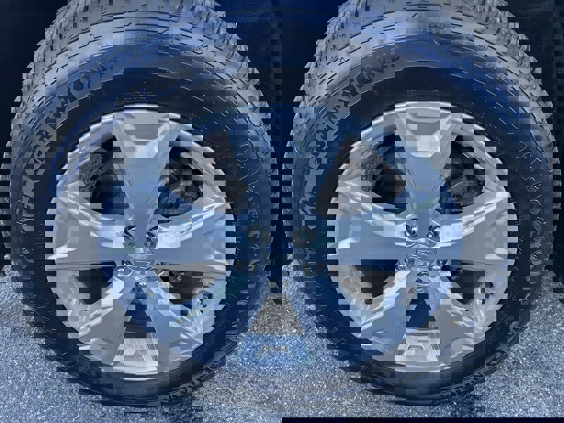 Used 2014 Subaru Forester 2.5i Premium w/ All-Weather Package image 7