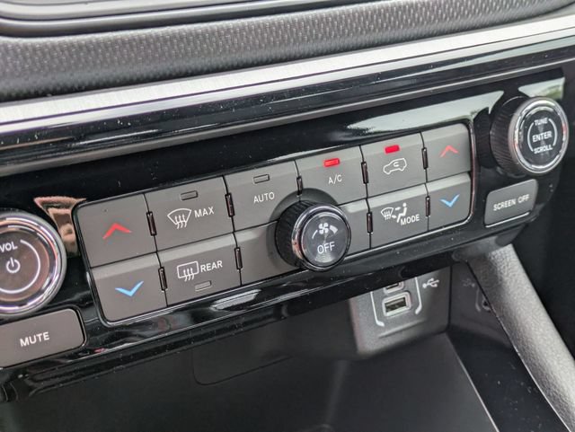 New 2026 Jeep Compass Trailhawk AWD/4WD image 22