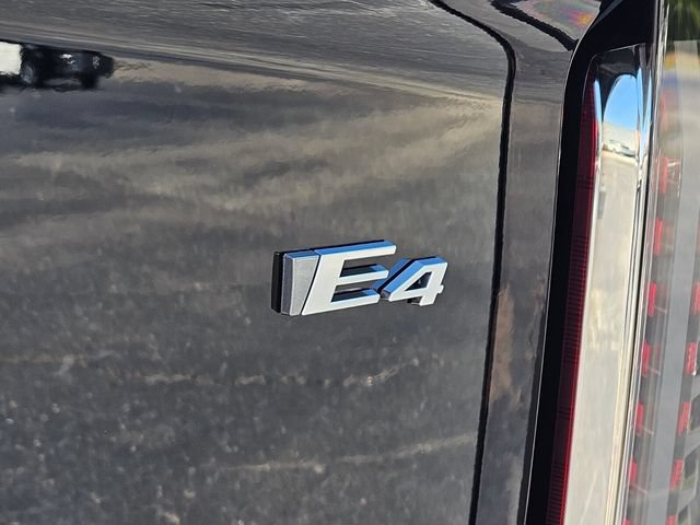 New 2027 Cadillac Vistiq Luxury AWD/4WD image 17