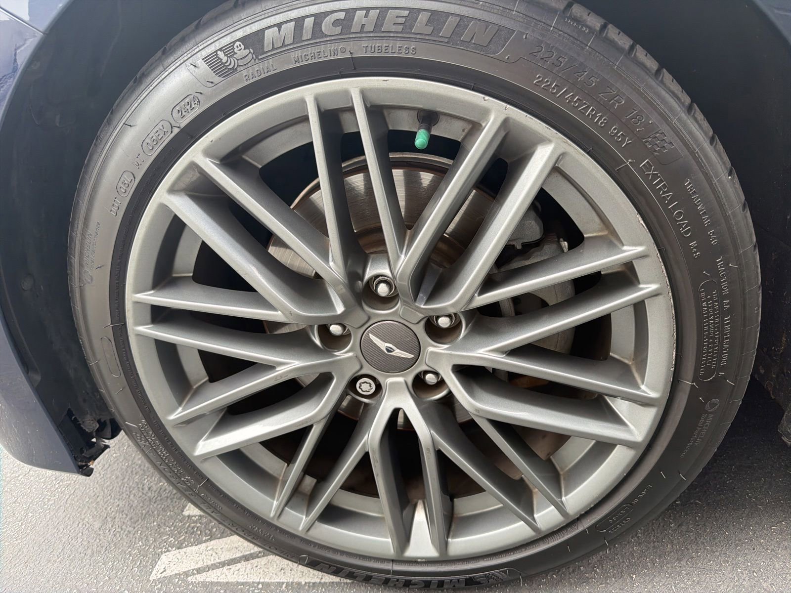 Used 2019 Genesis G70 2.0T Advanced w/ Elite Package RWD image 6