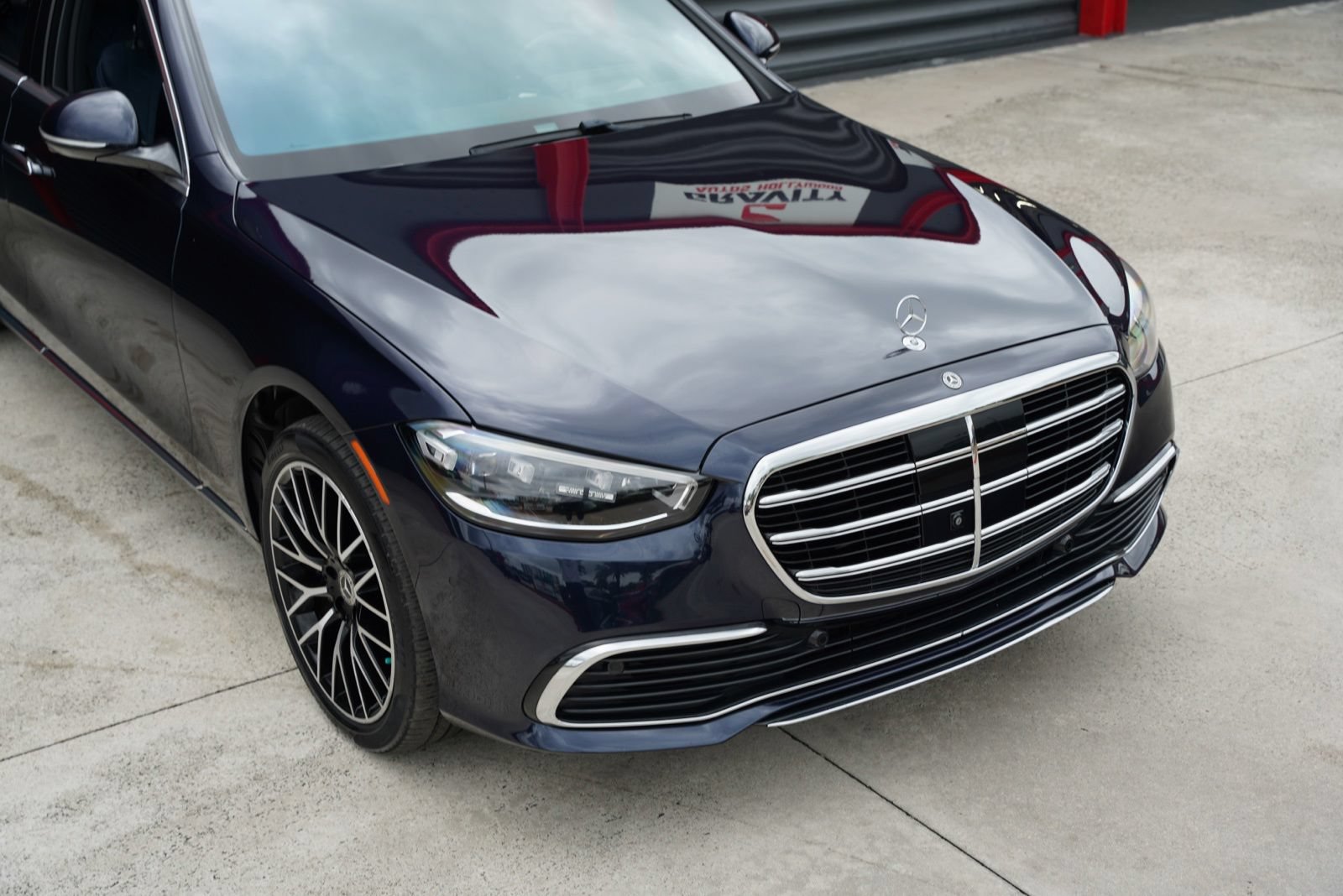 Used 2023 Mercedes-Benz S 580 4MATIC Sedan w/ Warmth & Comfort Package image 6