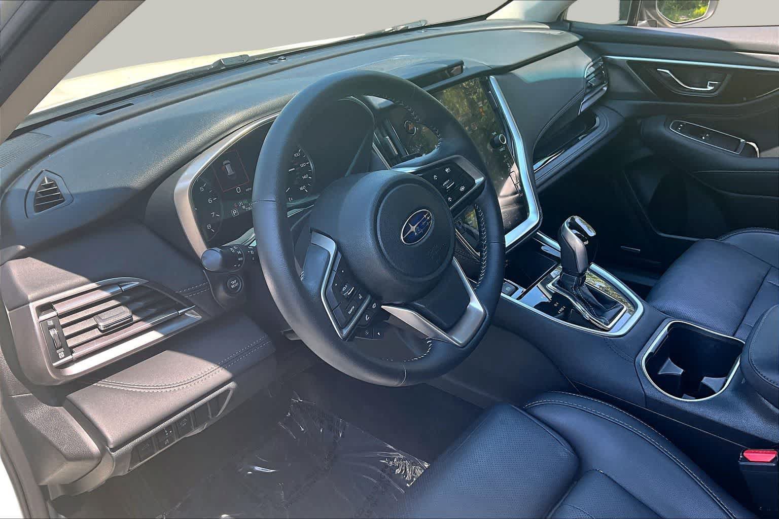 Used 2022 Subaru Outback Limited AWD/4WD image 18