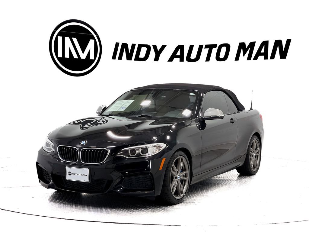 Used 2016 BMW M235i Convertible image 8