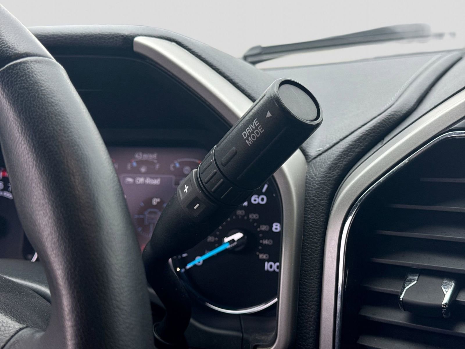 Certified 2022 Ford F250 Lariat w/ Tremor Off-Road Package image 68