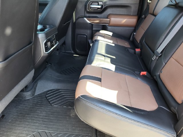 Used 2021 Chevrolet Silverado 1500 High Country w/ Technology Package AWD/4WD image 21