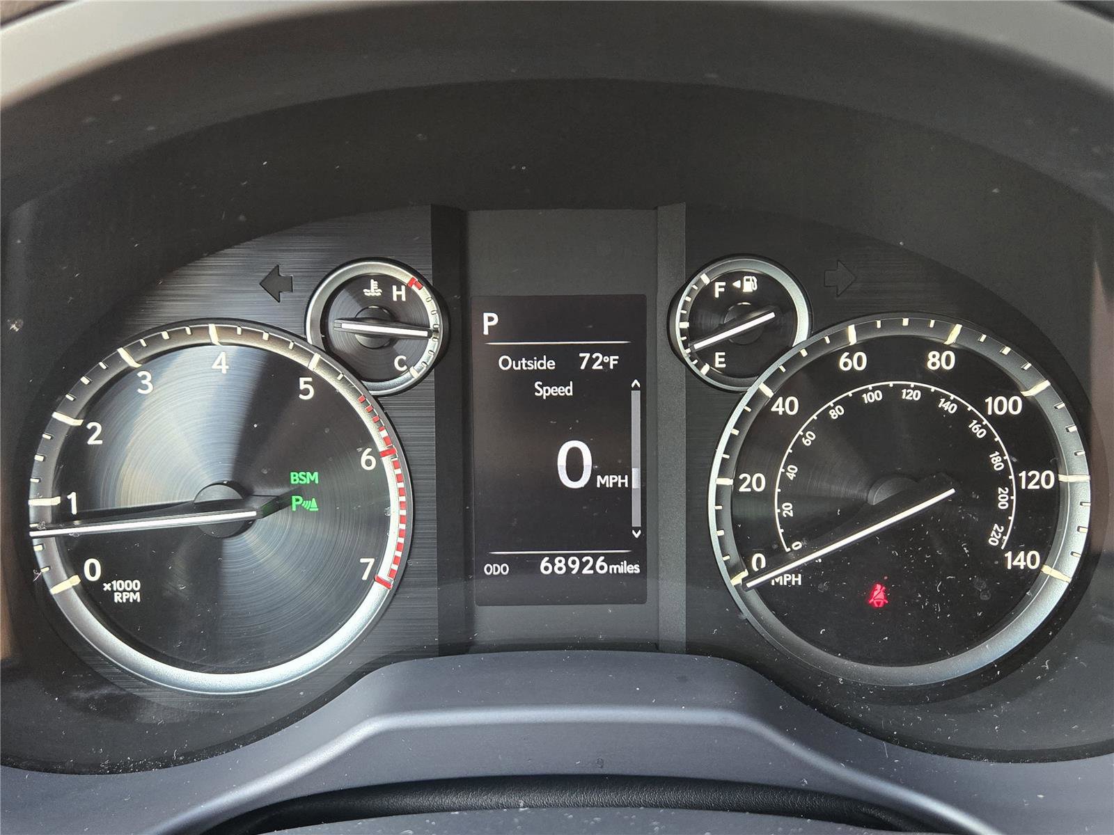 Used 2020 Lexus GX 460 Premium w/ Premium Package image 23