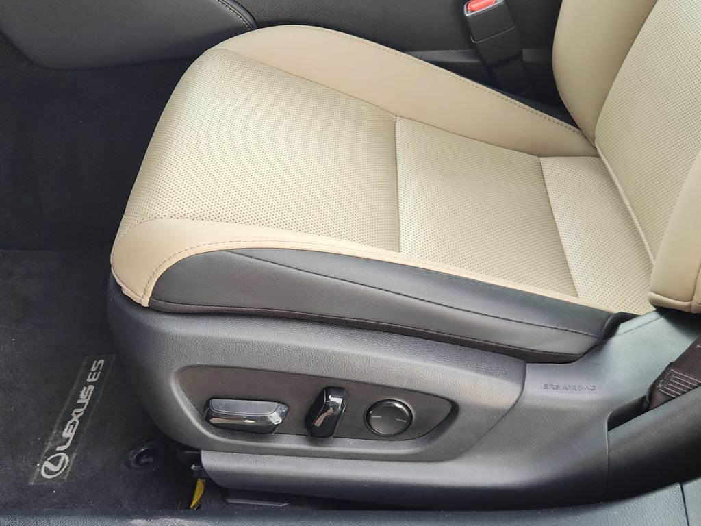 Certified 2020 Lexus ES 350 w/ Premium Package FWD image 24