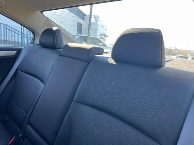 Used 2015 Subaru Legacy 2.5i Premium w/ Moonroof Package AWD/4WD image 18