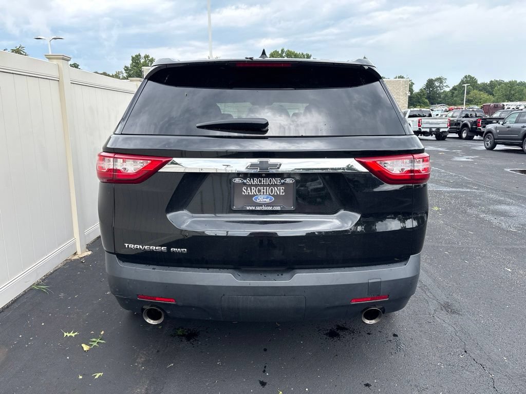Used 2020 Chevrolet Traverse LS AWD/4WD image 4