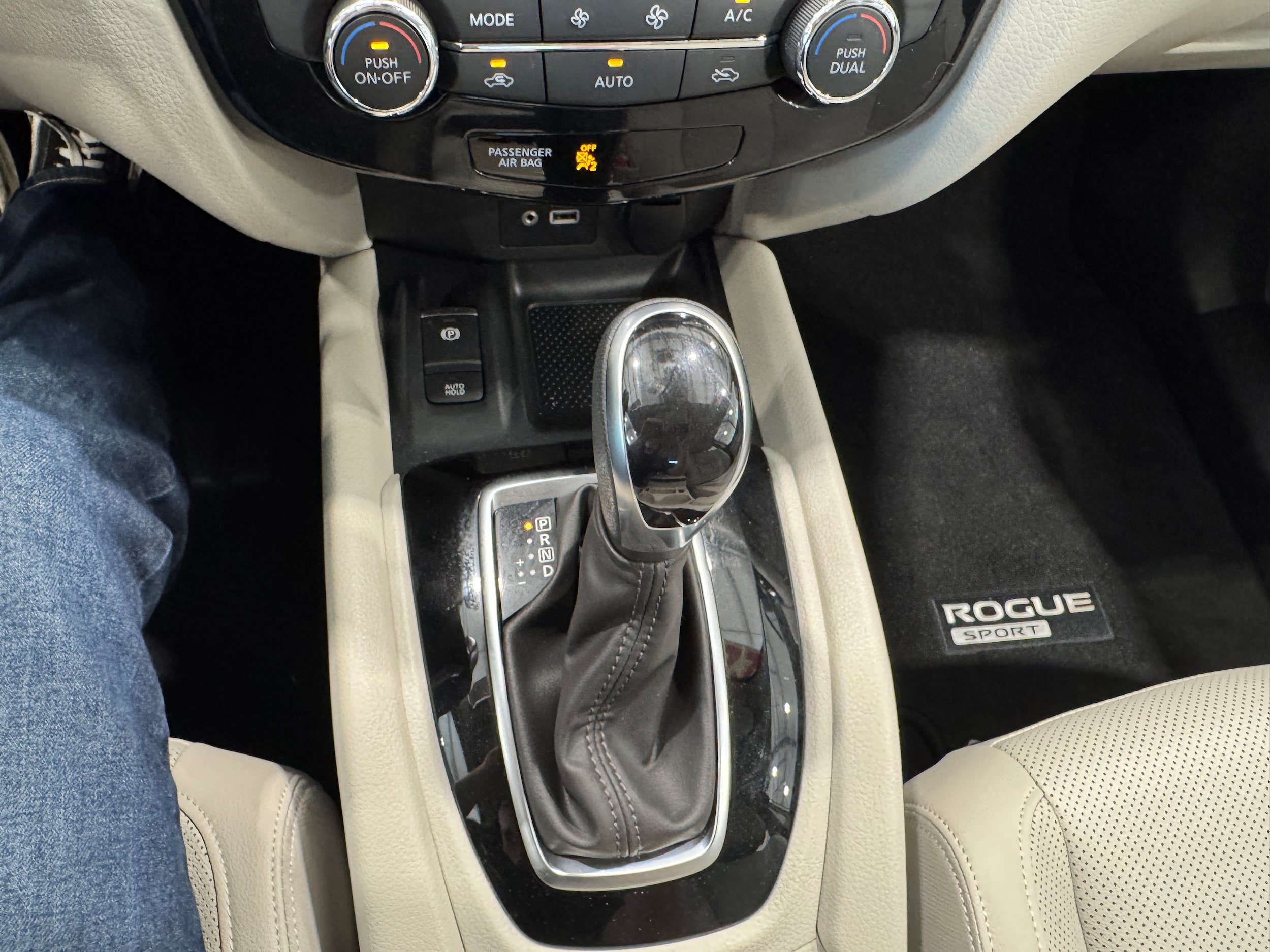 Used 2022 Nissan Rogue Sport SL w/ Premium Package AWD/4WD image 20