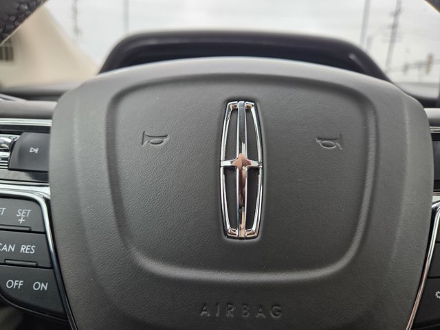Used 2023 Lincoln Nautilus Reserve AWD/4WD image 26