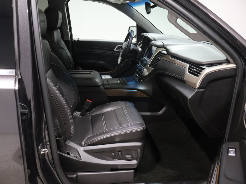 Used 2018 GMC Yukon Denali w/ Open Road Package AWD/4WD image 28