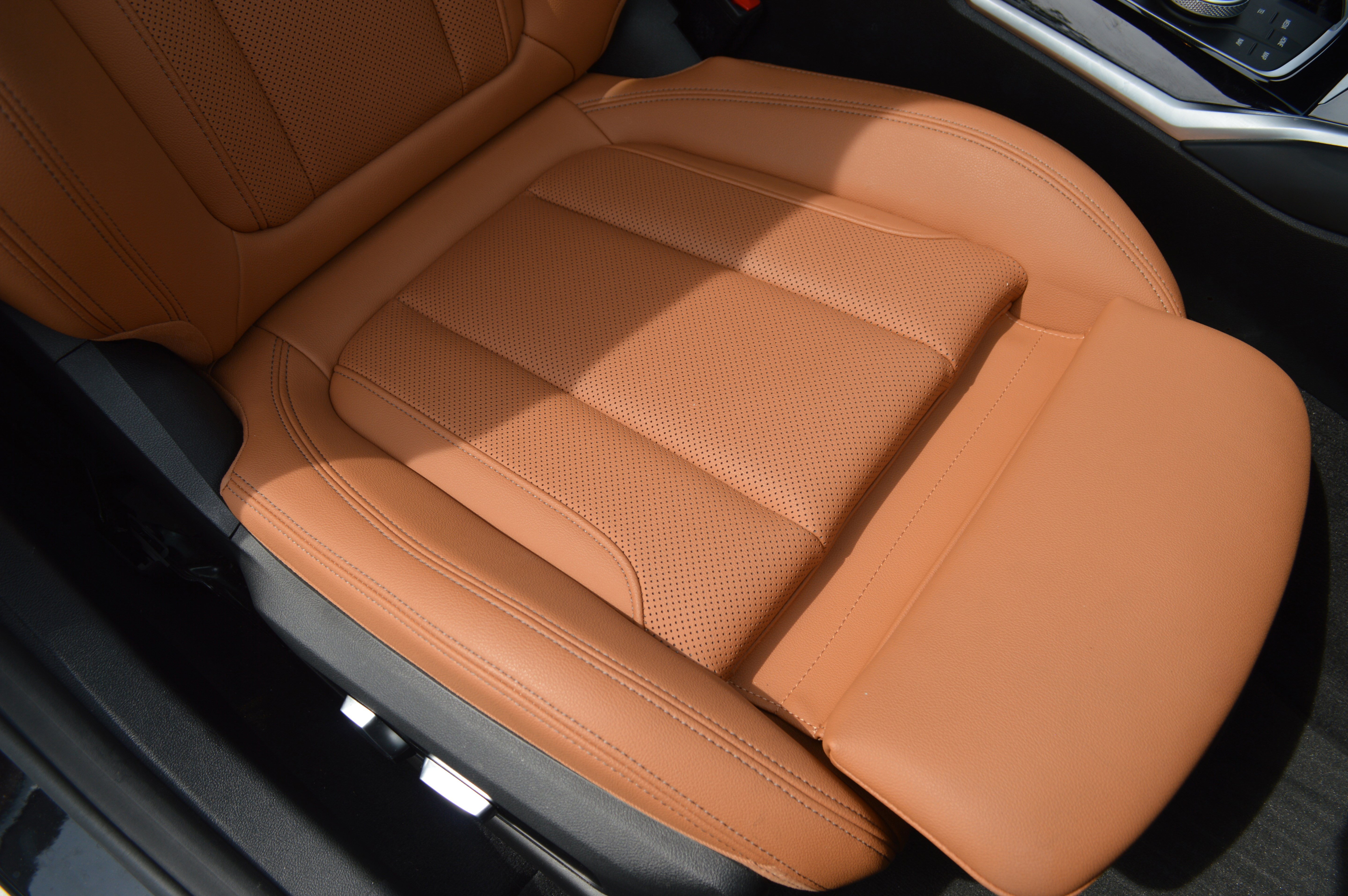Certified 2023 BMW i4 eDrive35 RWD image 38