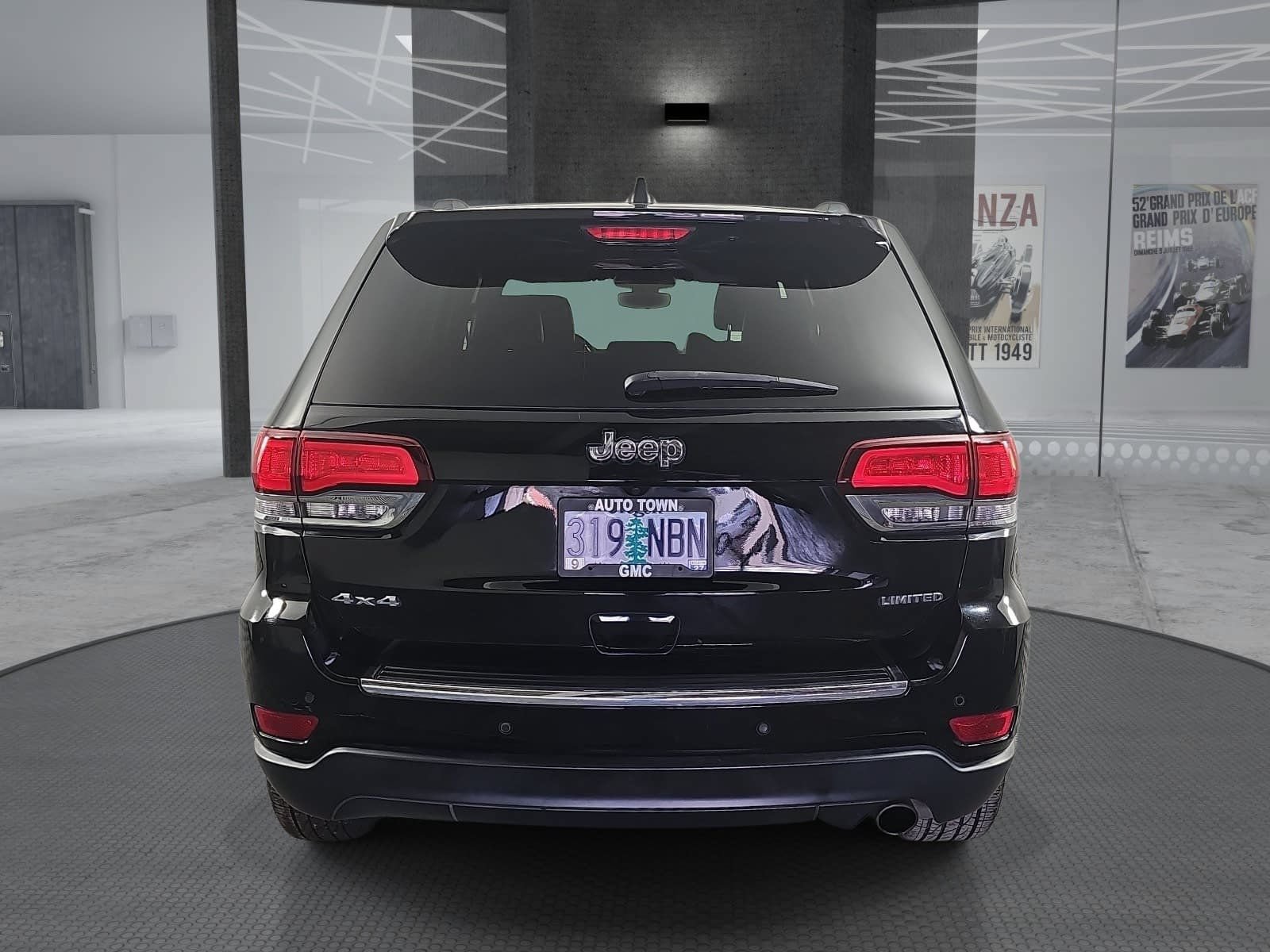 Used 2020 Jeep Grand Cherokee Limited AWD/4WD image 6