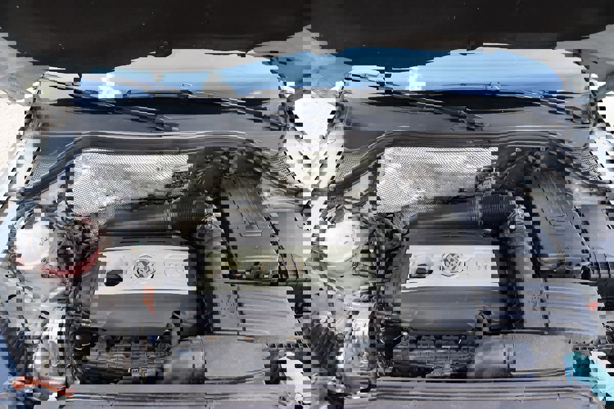 Used 2013 Volkswagen Tiguan SE image 39