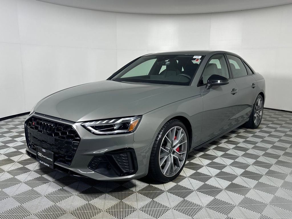 Used 2023 Audi S4 Premium Plus w/ Premium Plus Package image 3