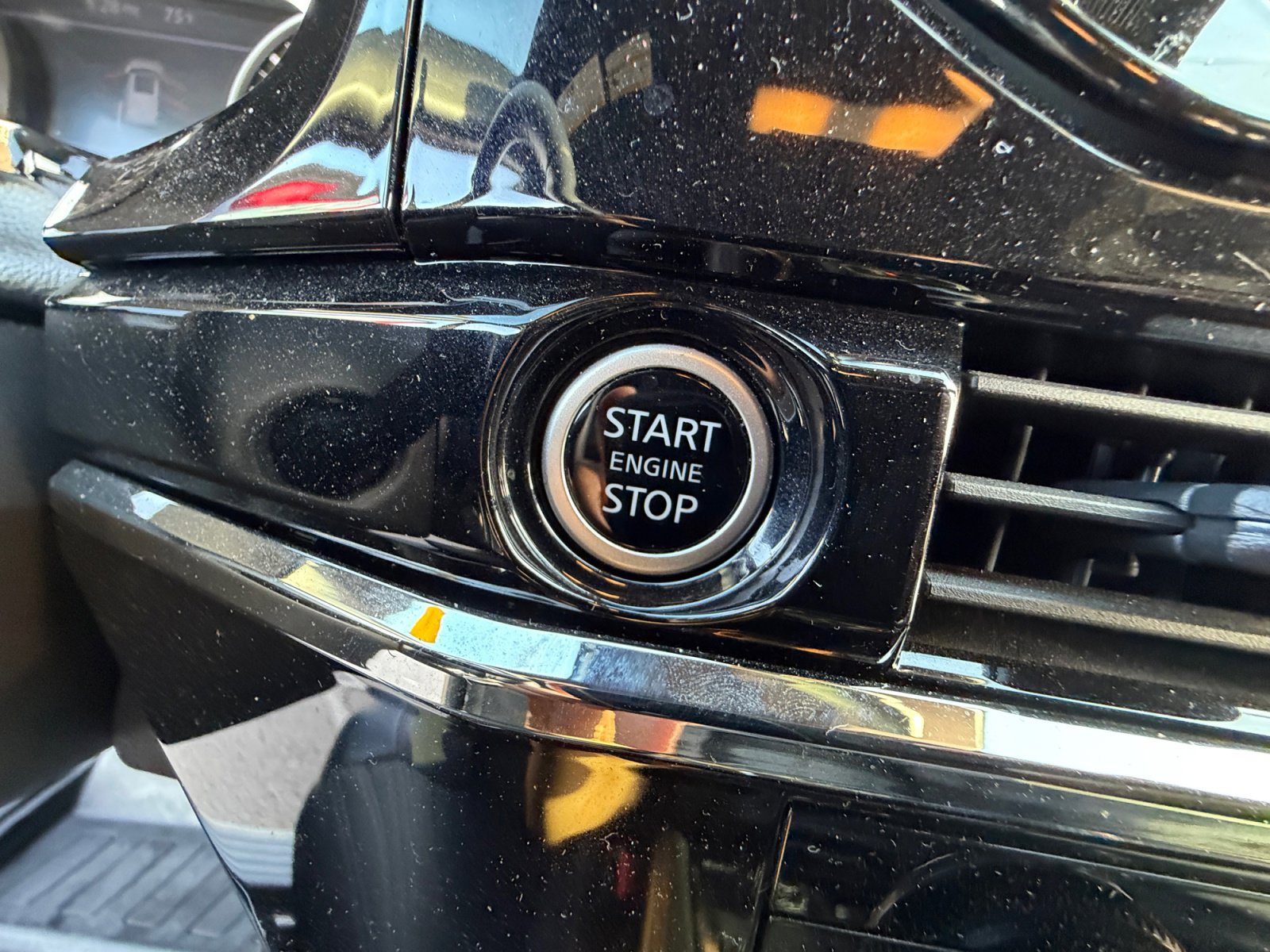 Certified 2024 Nissan Pathfinder Rock Creek image 30