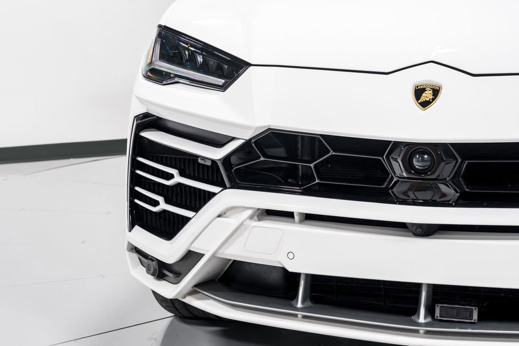 Used 2022 Lamborghini Urus image 45