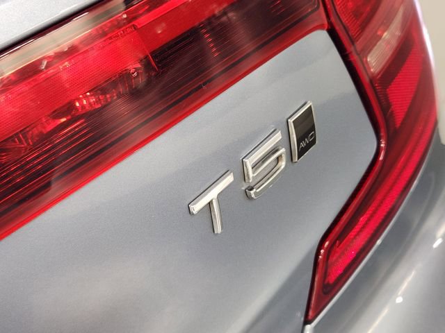Used 2018 Volvo S90 T5 Momentum w/ Convenience Package AWD/4WD image 13