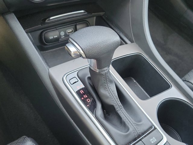 Used 2020 Kia Optima SE image 20