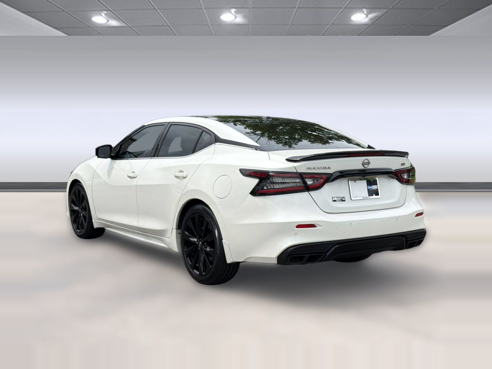 Used 2023 Nissan Maxima SR w/ Sport Mat Group FWD image 3