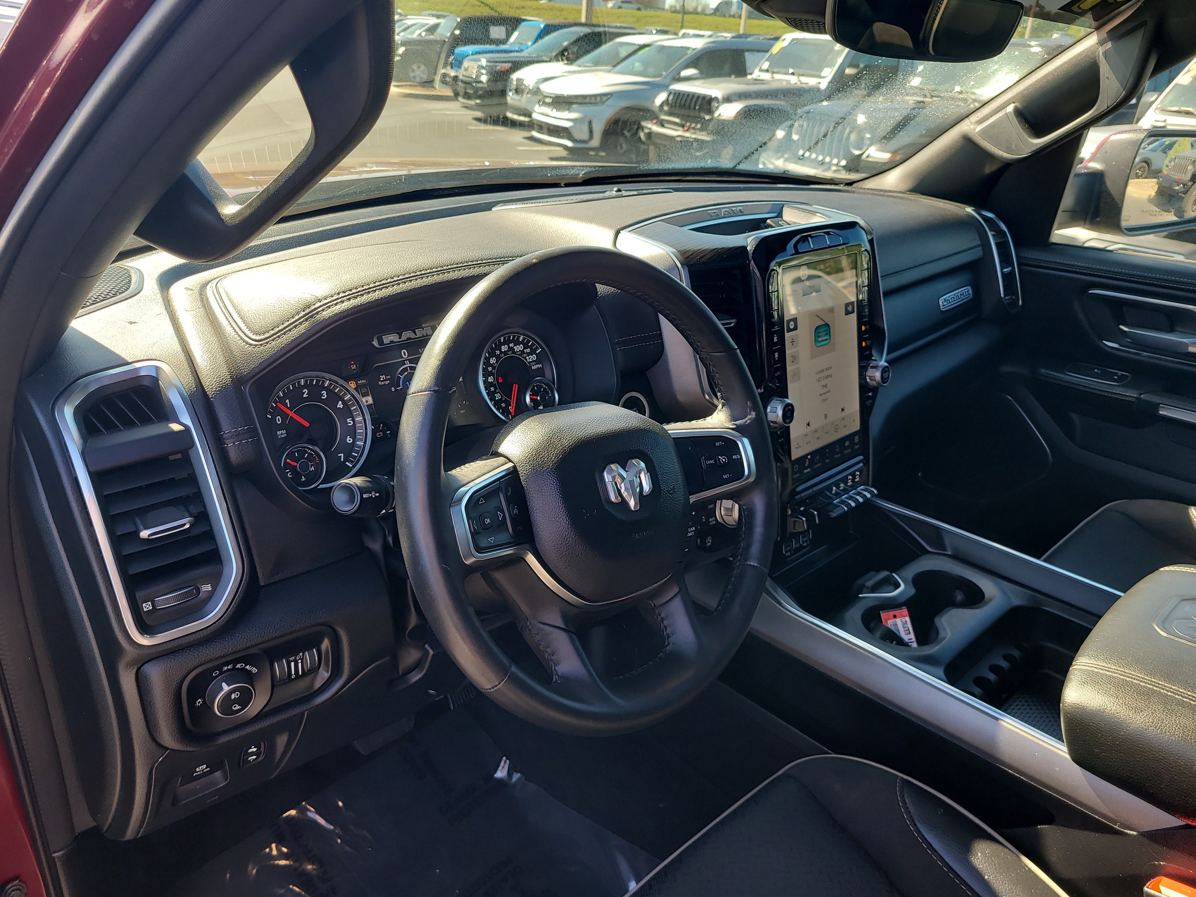 Used 2024 RAM 1500 Laramie image 21
