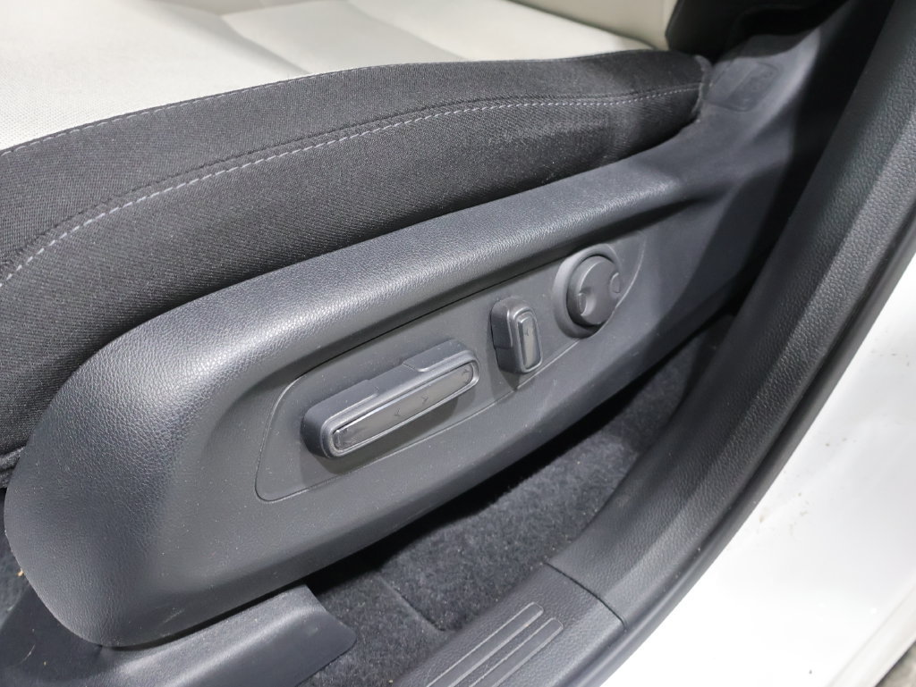 Used 2024 Honda CR-V EX image 14