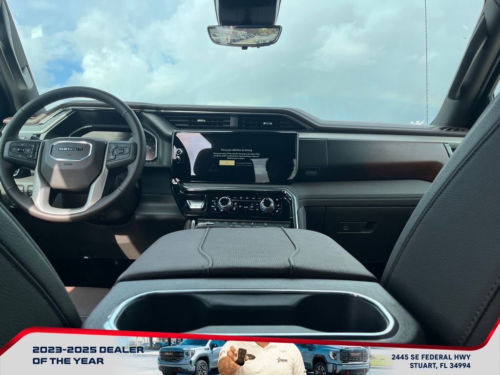 New 2026 GMC Sierra 1500 Denali w/ Denali Reserve Package image 15