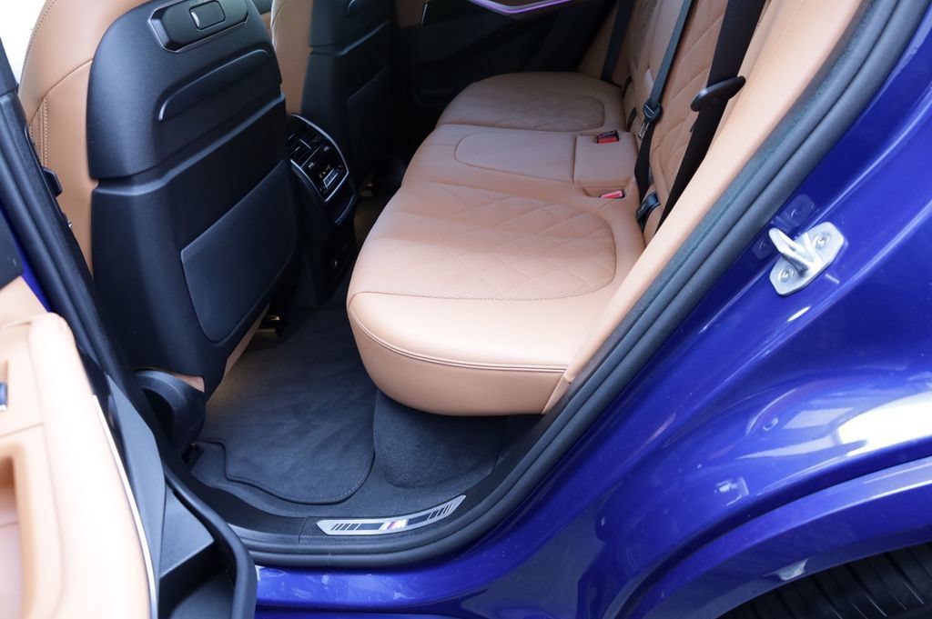 Used 2025 BMW X5 M60i AWD/4WD image 22