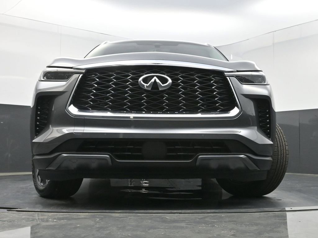 Used 2023 INFINITI QX60 Sensory w/ Cargo Package image 32