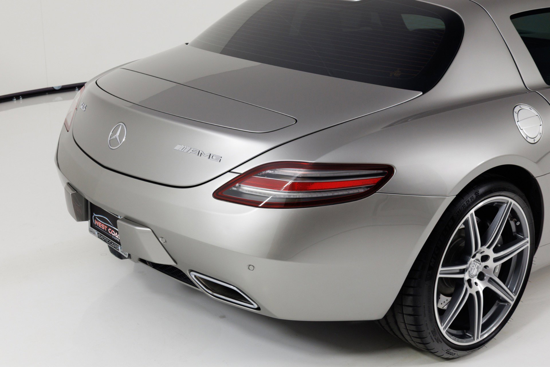 Used 2011 Mercedes-Benz SLS AMG Coupe image 77