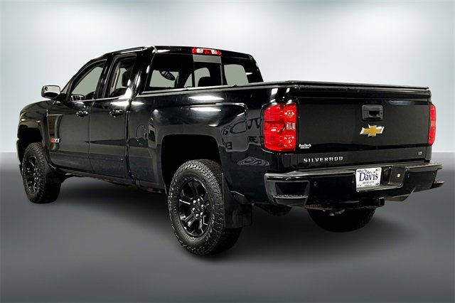 Used 2018 Chevrolet Silverado 1500 LT w/ Midnight Edition image 4