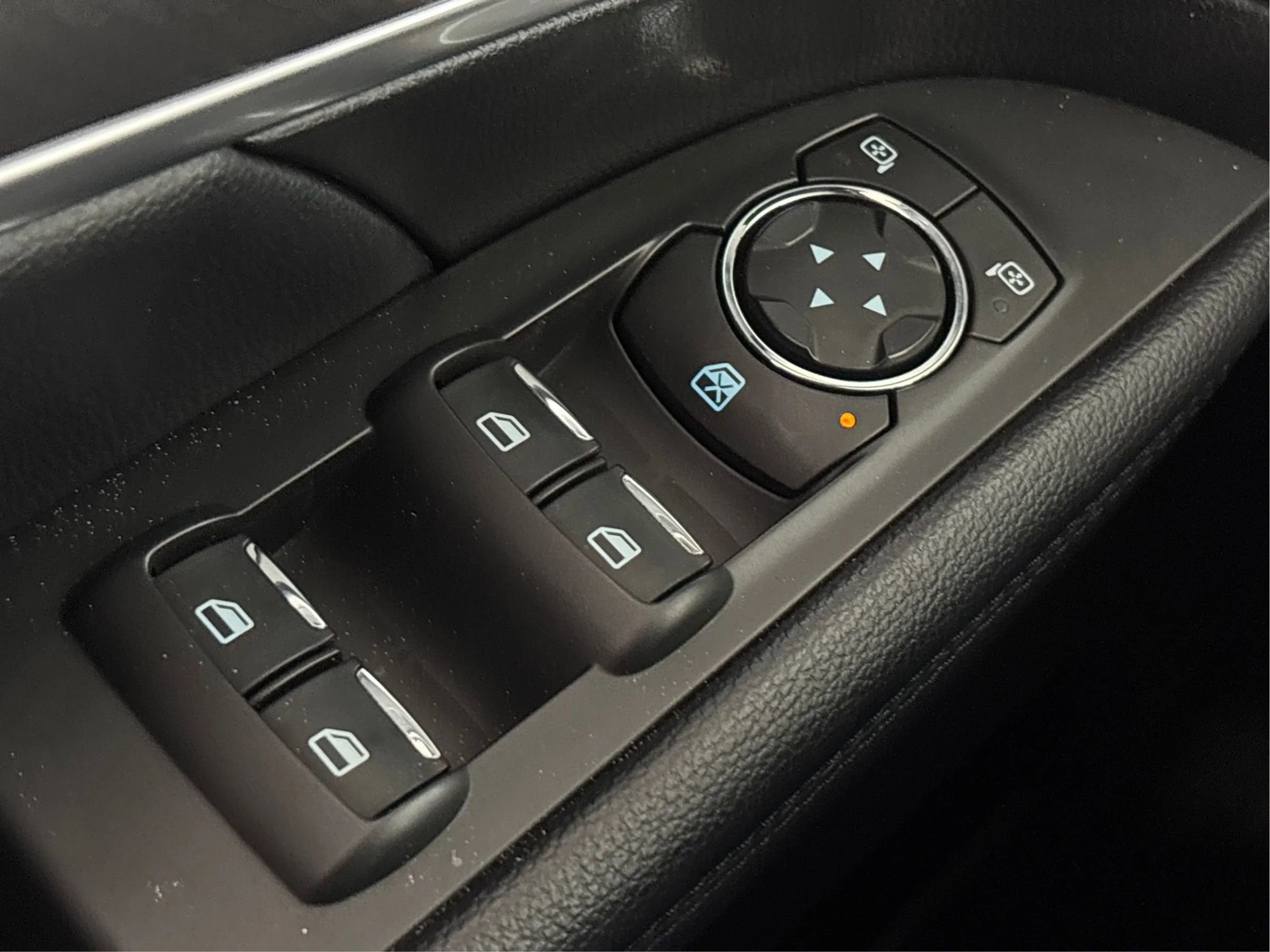 Used 2017 Ford Explorer Sport image 42