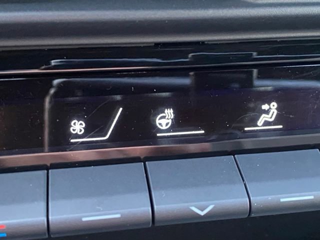 Used 2025 Toyota Crown Signia AWD/4WD image 25