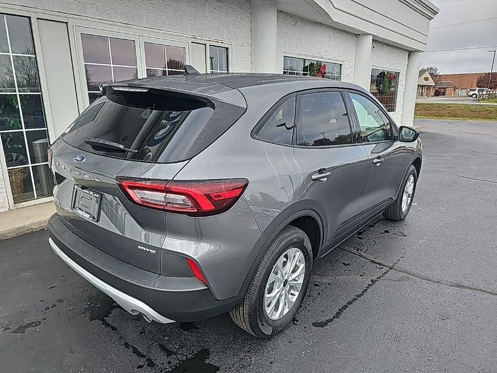 New 2026 Ford Escape Active w/ Cold Weather Package AWD/4WD image 4