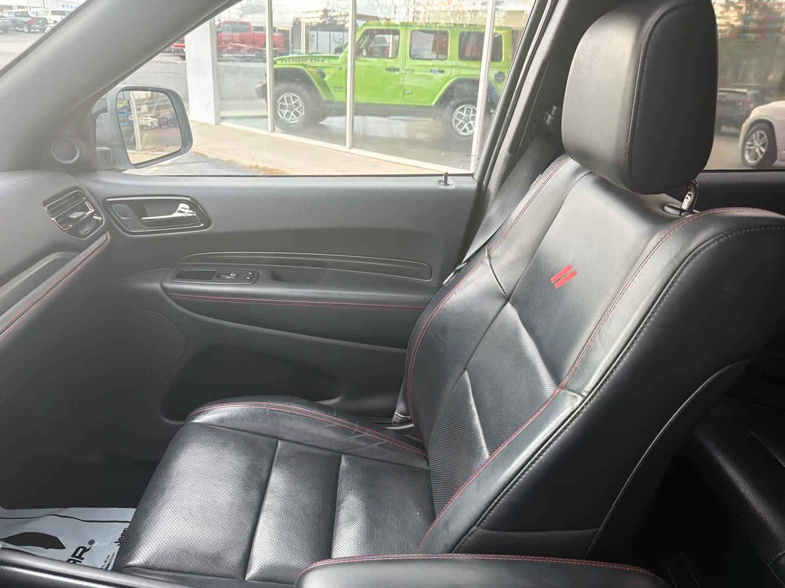 Used 2024 Dodge Durango GT image 34