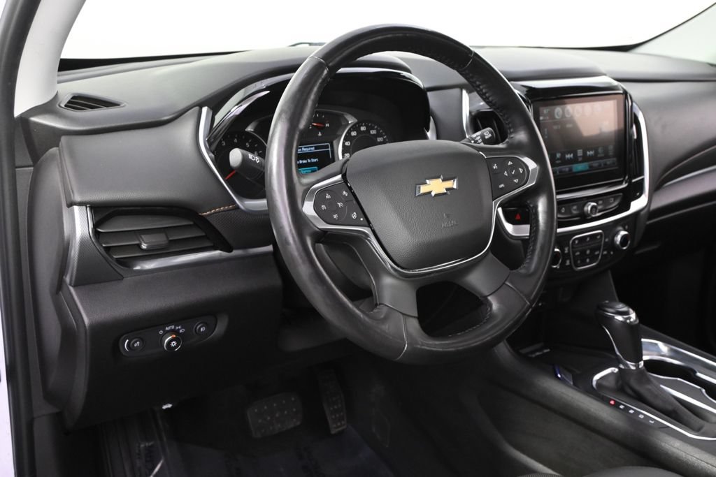 Used 2018 Chevrolet Traverse Premier w/ Redline Edition AWD/4WD image 11
