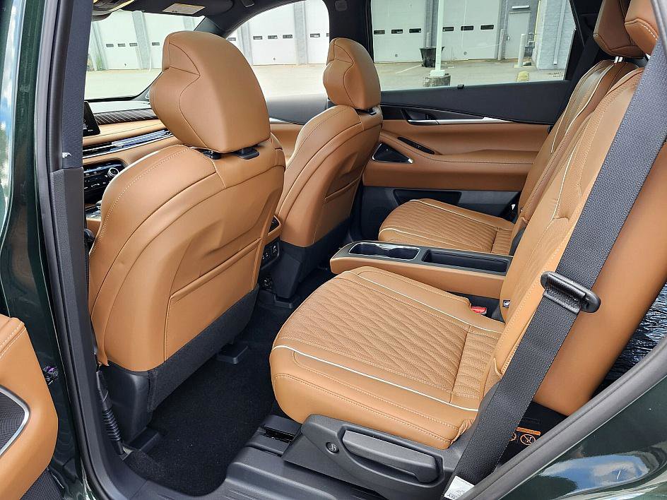 New 2026 INFINITI QX60 Autograph image 9