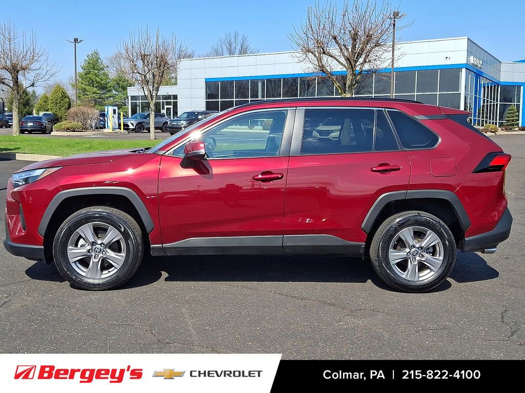 Used 2023 Toyota RAV4 XLE FWD image 9