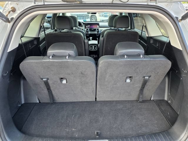 Used 2023 Kia Sorento SX AWD/4WD image 11