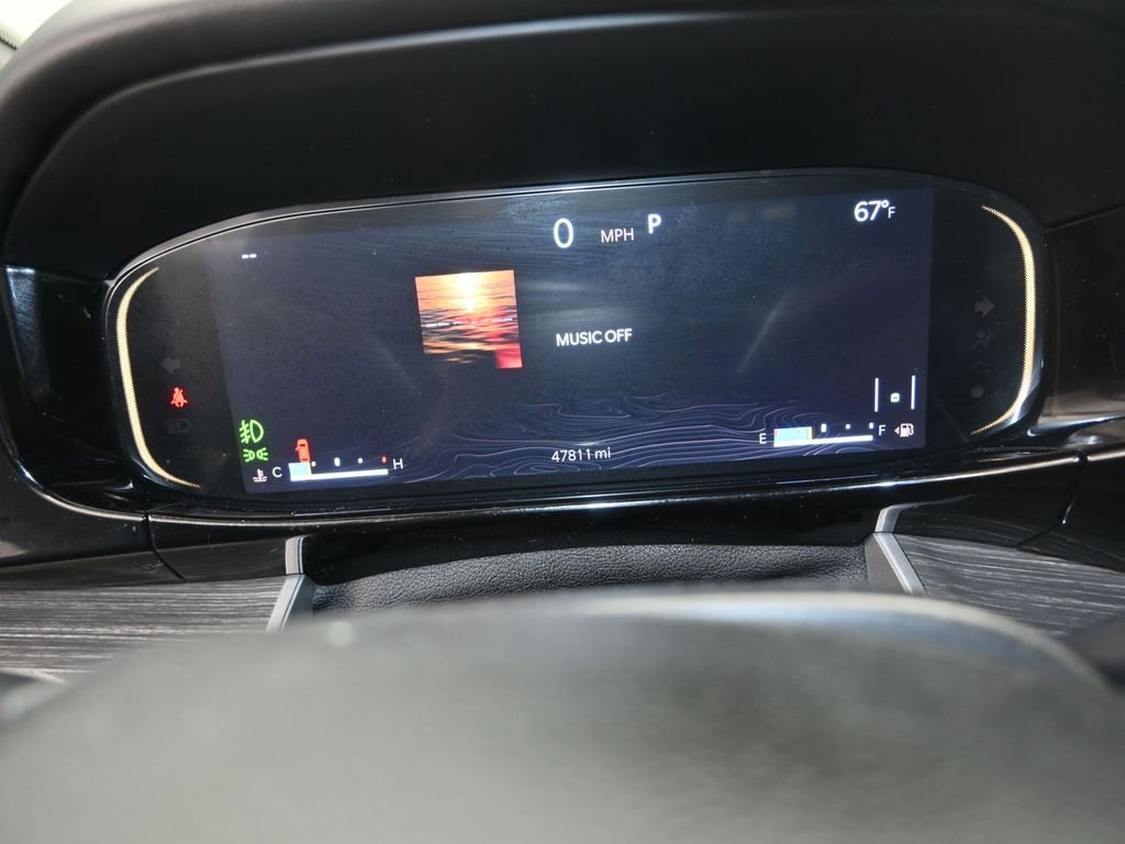 Used 2022 Jeep Wagoneer Series III w/ Premium Group I image 11