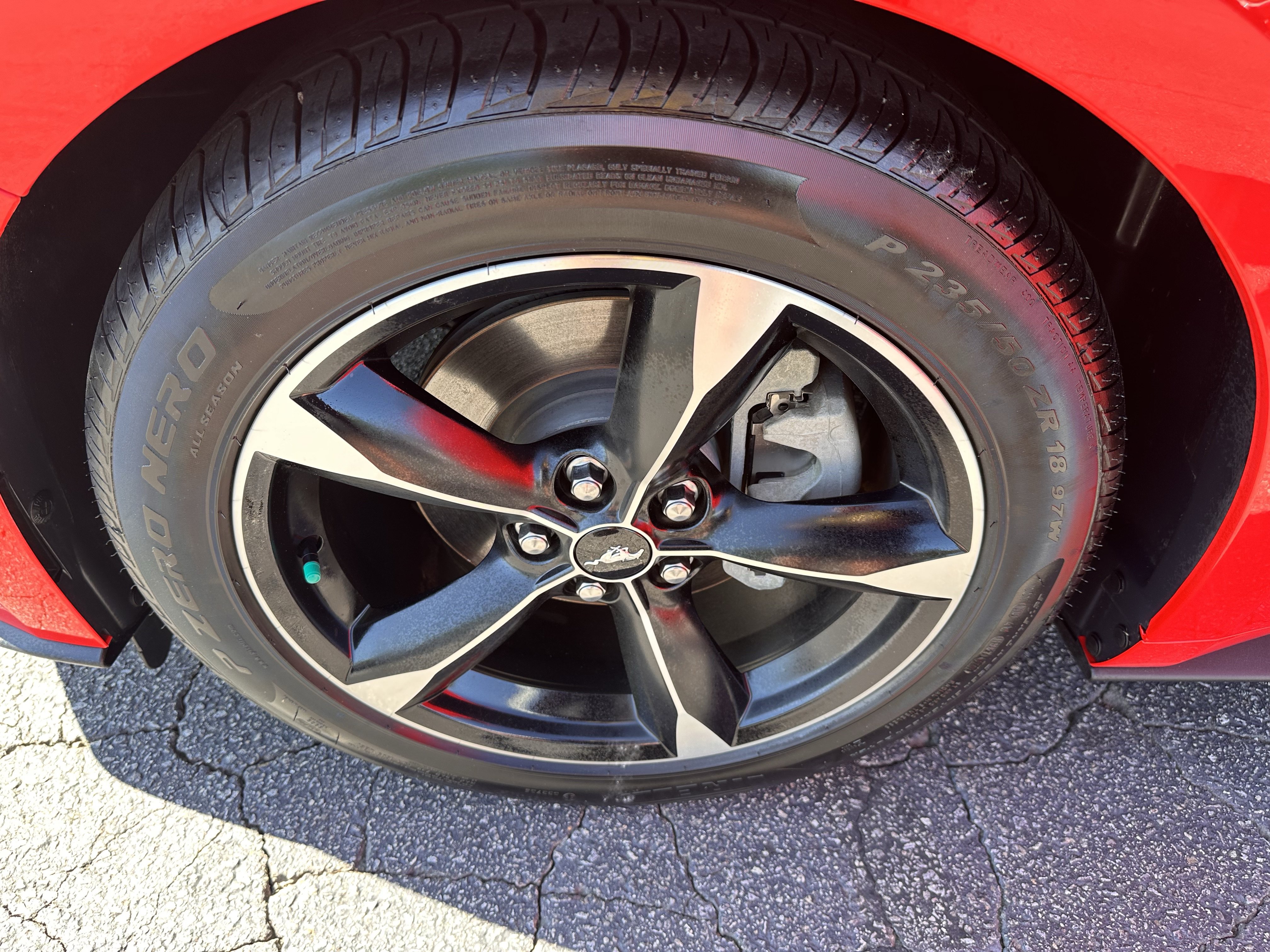 Used 2018 Ford Mustang Convertible RWD image 34